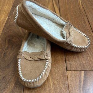 Minnetonka tan suede braided loafer sherpa slippers